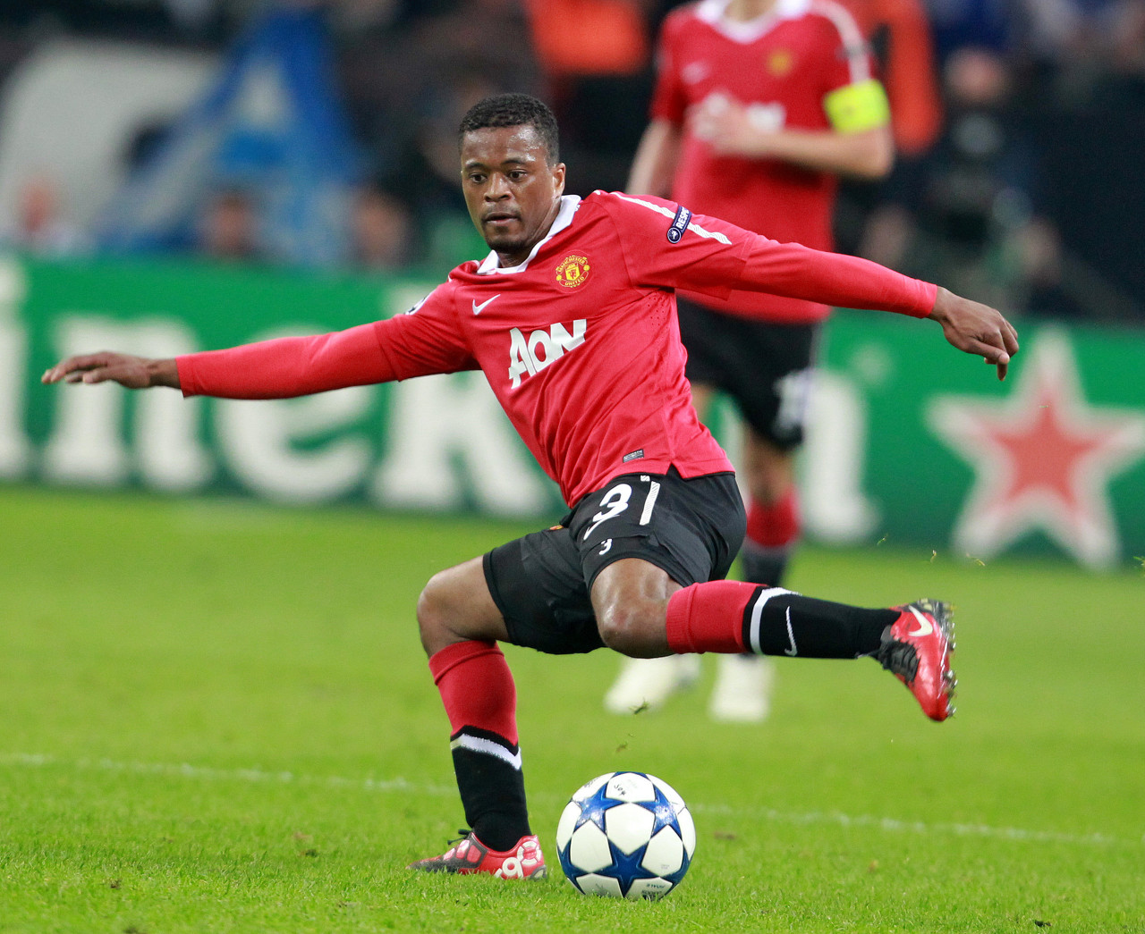 在诺伊尔受 在诺伊尔受